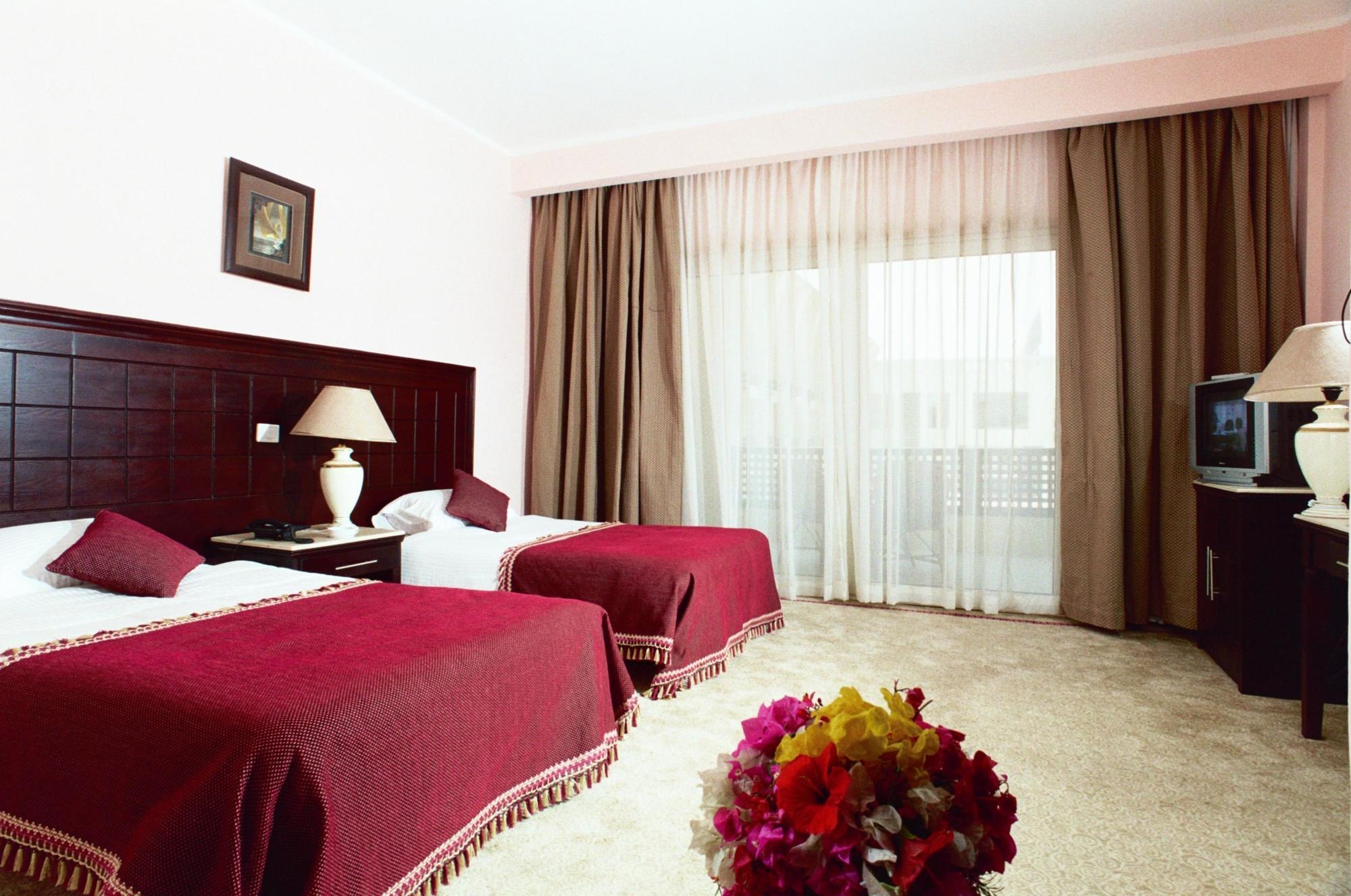 Golden 5 Sapphire Suites Hotel Hurghada Extérieur photo