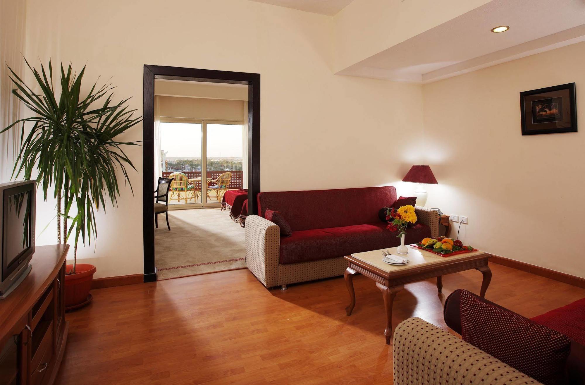 Golden 5 Sapphire Suites Hotel Hurghada Extérieur photo